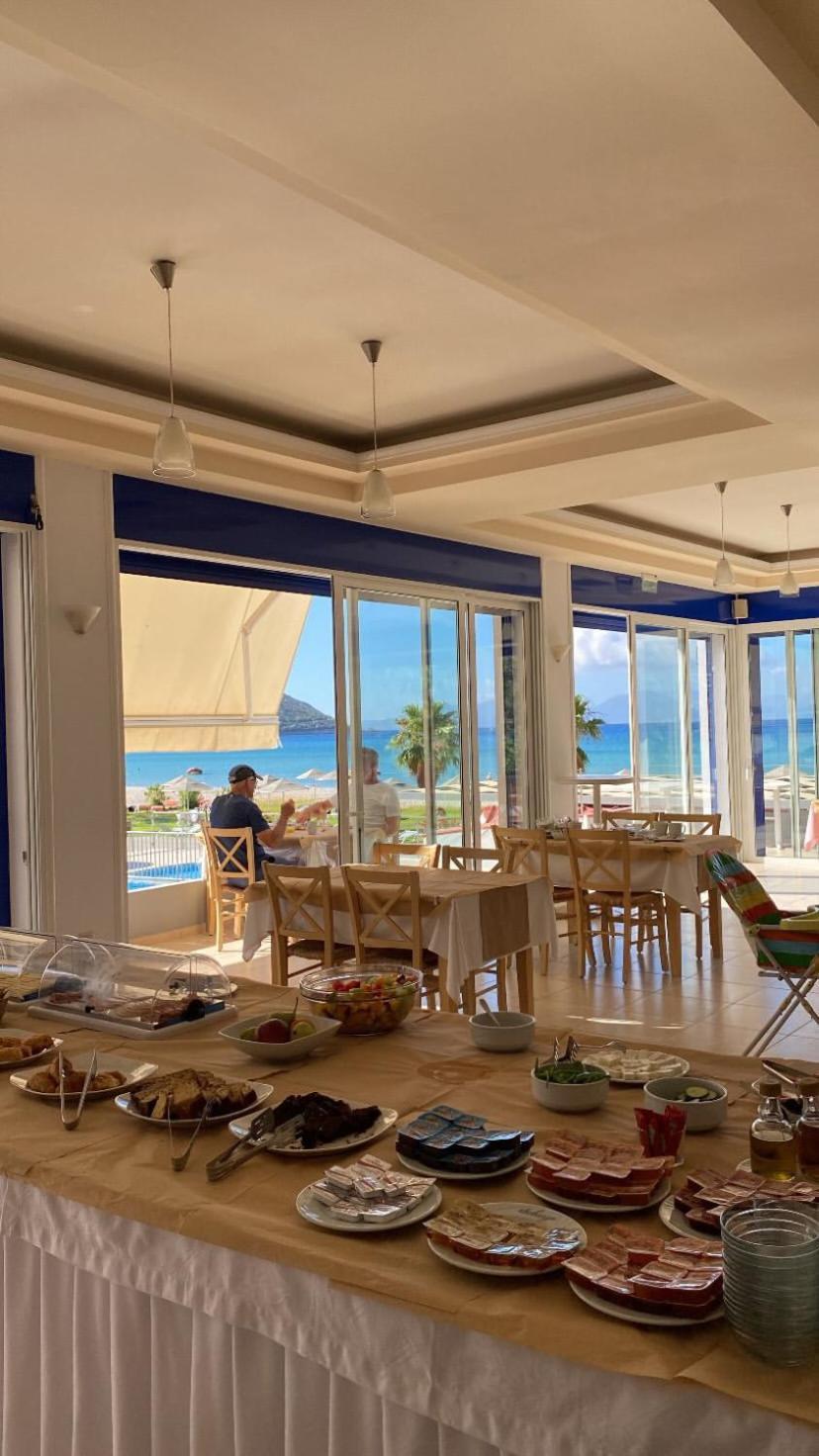 Surf Hotel 바실리키 외부 사진