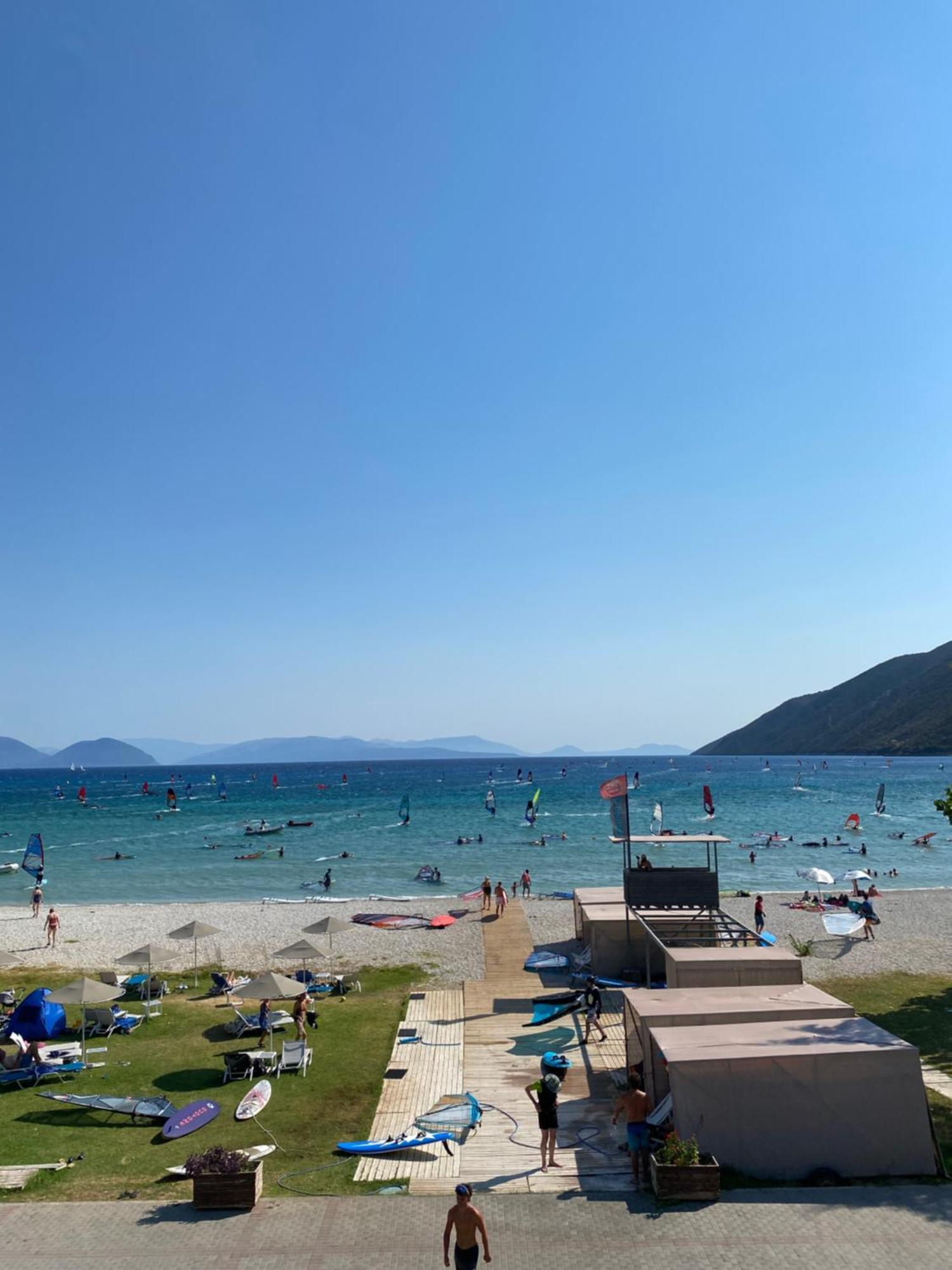 Surf Hotel 바실리키 외부 사진